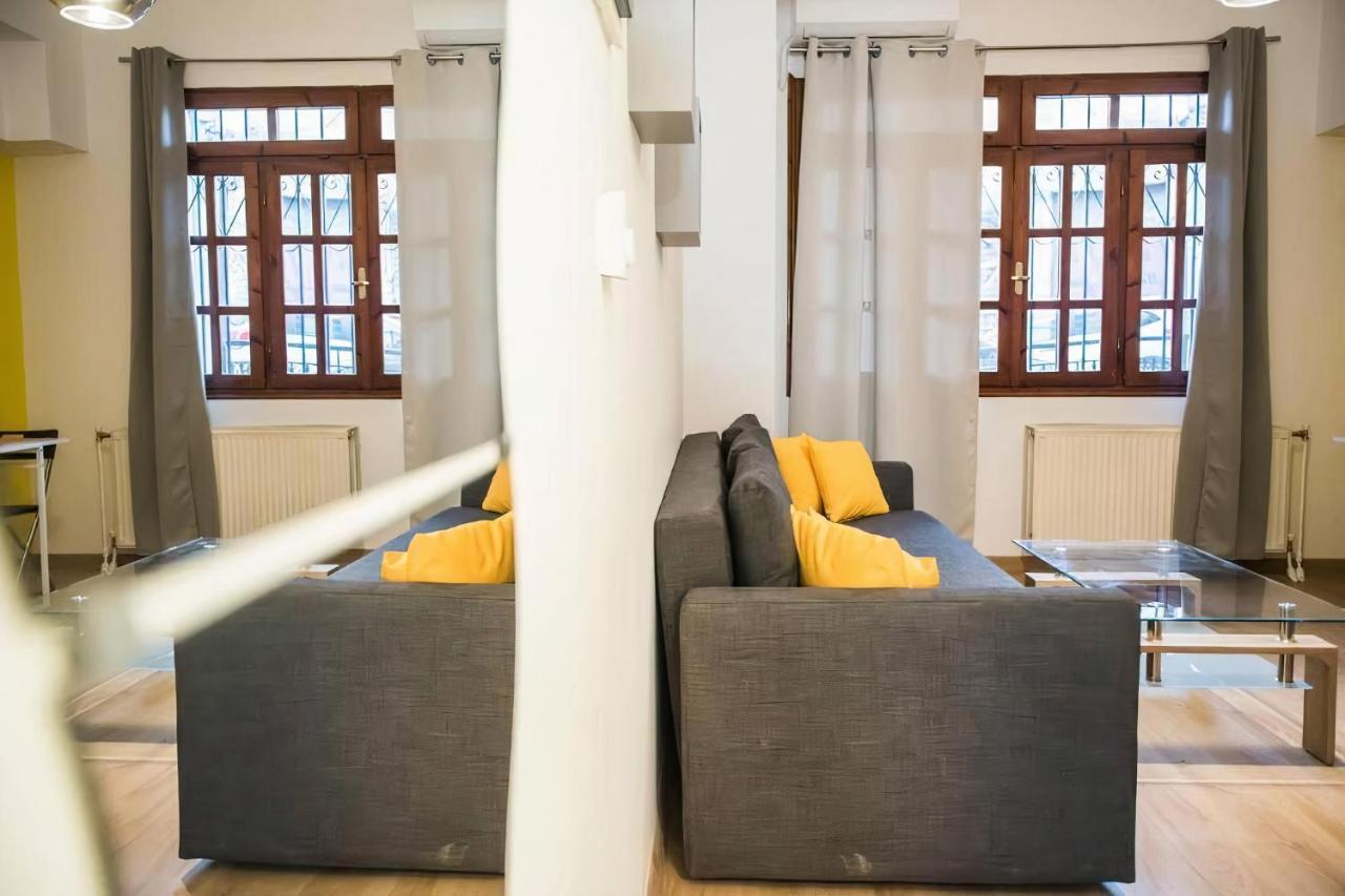 Yellow Geranium Apartment เทสซาโลนิกิ ภายนอก รูปภาพ